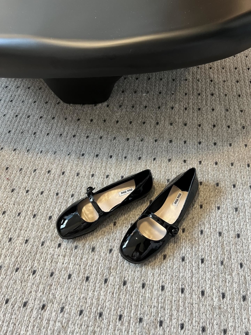 Miu Miu flat shoes